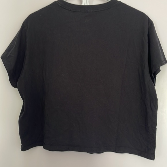 Levi’s crop t-shirt - Picture 4 of 6